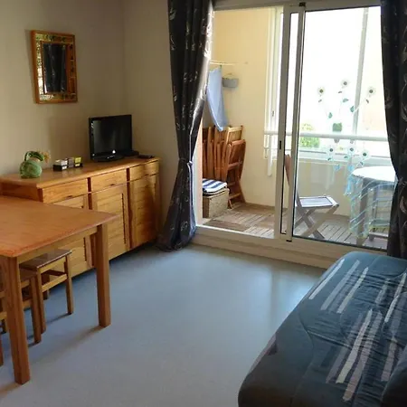 One-bedroom With Swimming Pool And Garden View 103 Apartment Agde